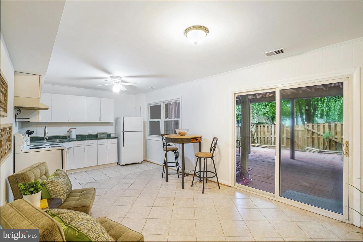 8006 NORTHUMBERLAND RD, SPRINGFIELD, Virginia 22153, 4 Bedrooms Bedrooms, 8 Rooms Rooms,4 BathroomsBathrooms,Residential,For sale,8006 NORTHUMBERLAND RD,VAFX2267086 MLS # VAFX2267086