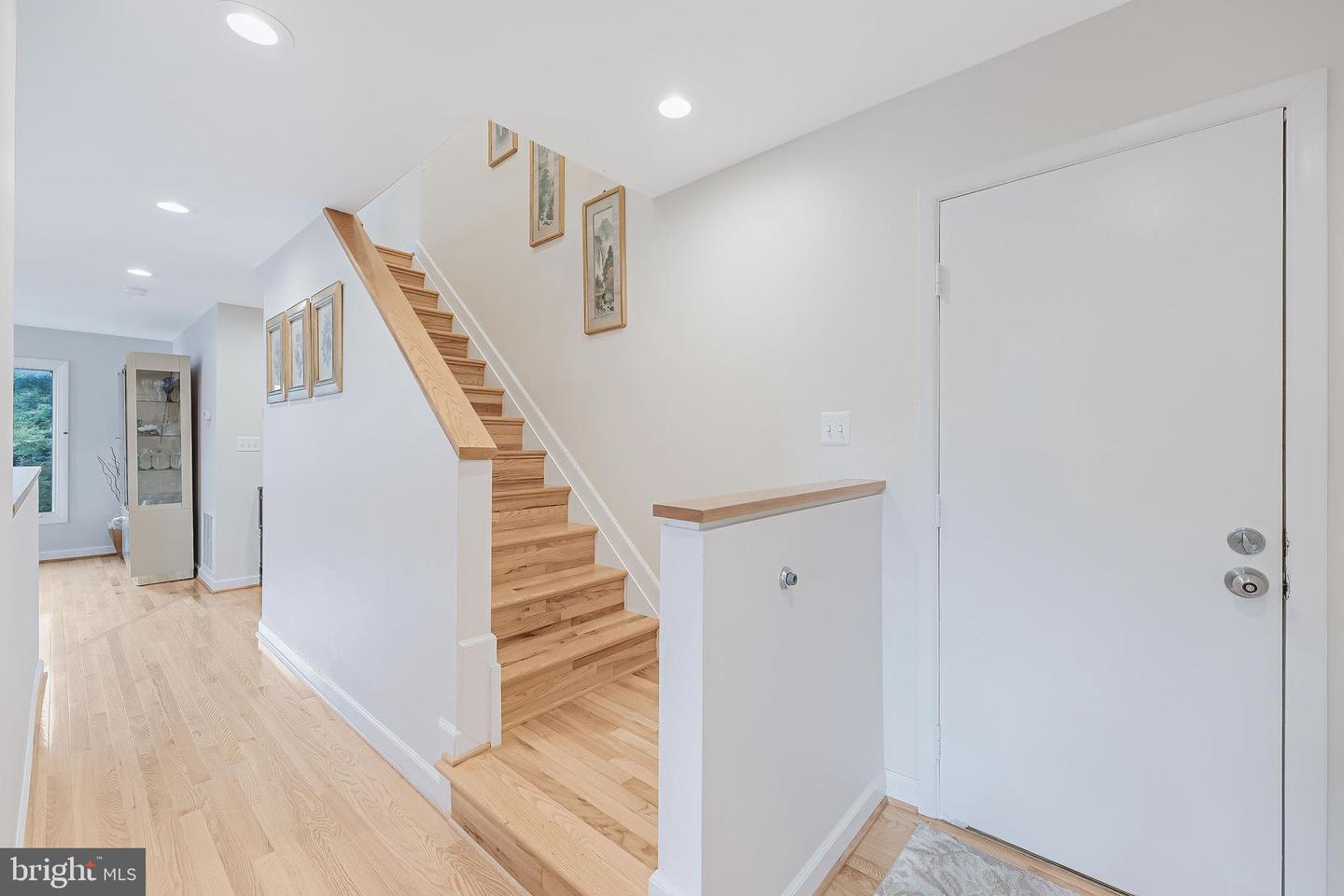 1933 LAKEPORT WAY, RESTON, Virginia 20191, 3 Bedrooms Bedrooms, ,2 BathroomsBathrooms,Residential,For sale,1933 LAKEPORT WAY,VAFX2267172 MLS # VAFX2267172