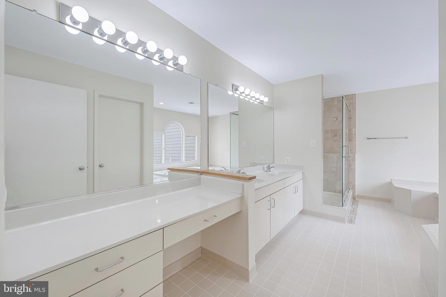 1933 LAKEPORT WAY, RESTON, Virginia 20191, 3 Bedrooms Bedrooms, ,2 BathroomsBathrooms,Residential,For sale,1933 LAKEPORT WAY,VAFX2267172 MLS # VAFX2267172