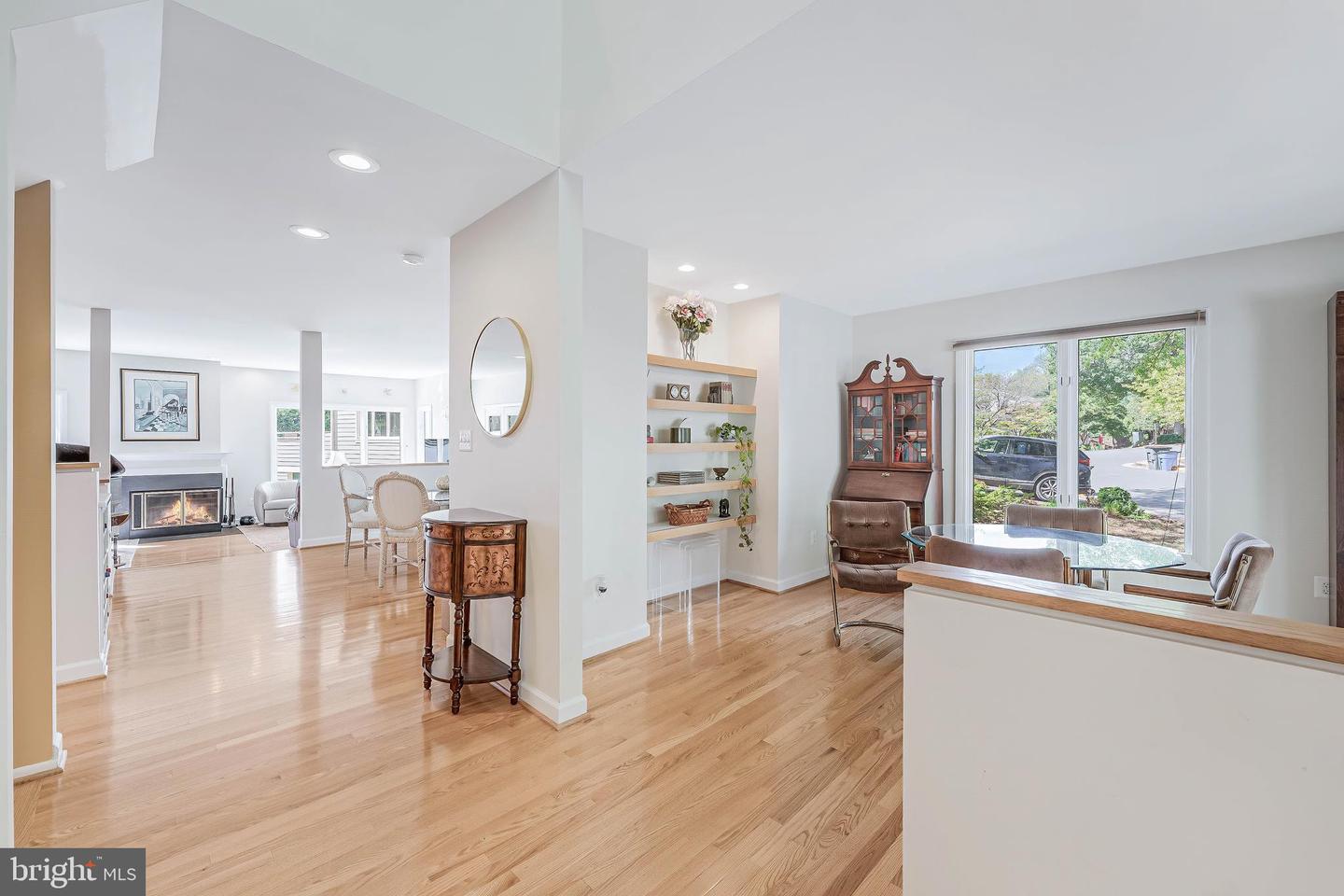 1933 LAKEPORT WAY, RESTON, Virginia 20191, 3 Bedrooms Bedrooms, ,2 BathroomsBathrooms,Residential,For sale,1933 LAKEPORT WAY,VAFX2267172 MLS # VAFX2267172