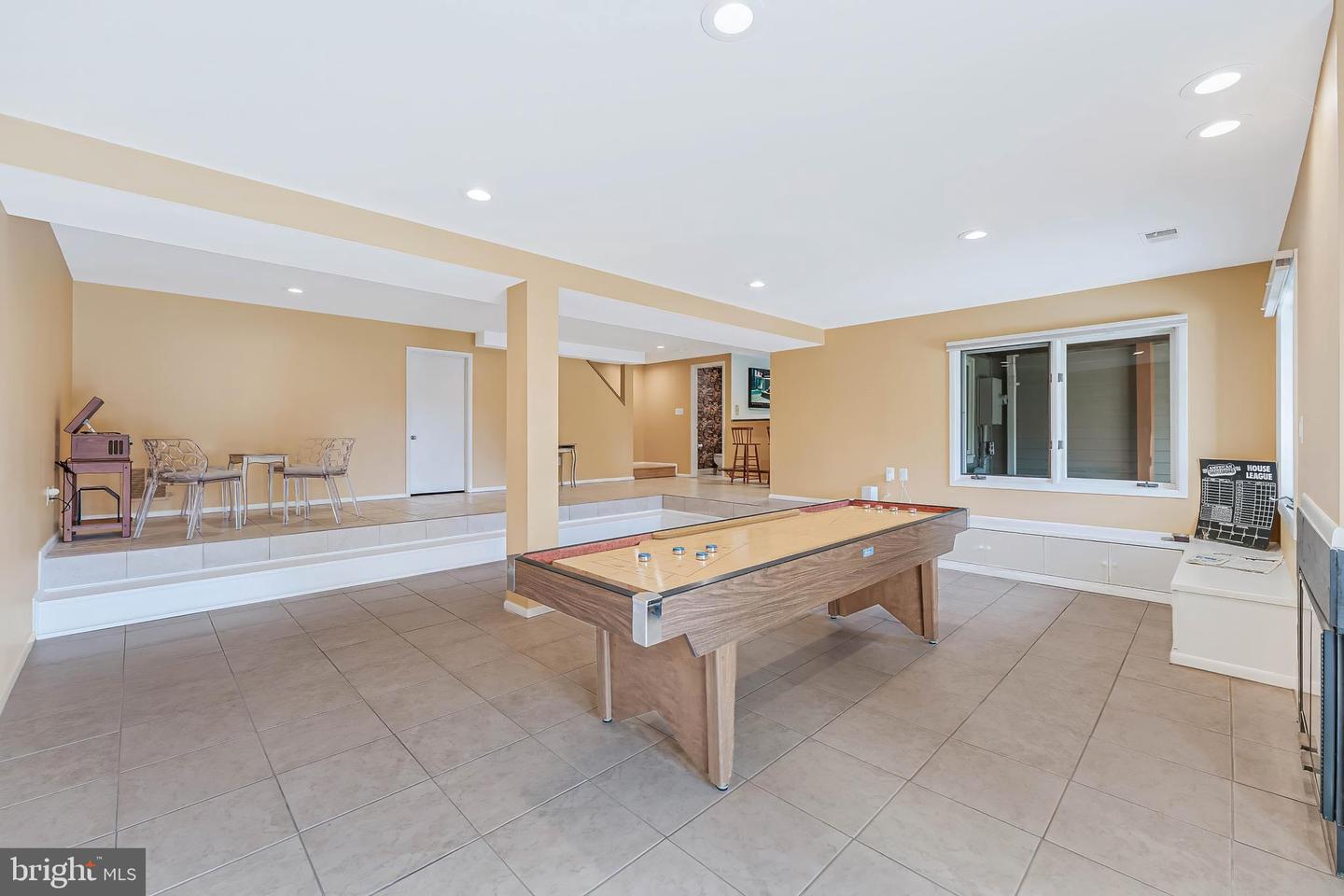 1933 LAKEPORT WAY, RESTON, Virginia 20191, 3 Bedrooms Bedrooms, ,2 BathroomsBathrooms,Residential,For sale,1933 LAKEPORT WAY,VAFX2267172 MLS # VAFX2267172