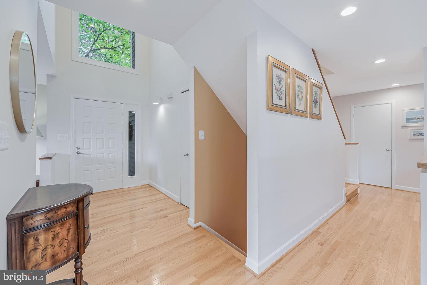 1933 LAKEPORT WAY, RESTON, Virginia 20191, 3 Bedrooms Bedrooms, ,2 BathroomsBathrooms,Residential,For sale,1933 LAKEPORT WAY,VAFX2267172 MLS # VAFX2267172