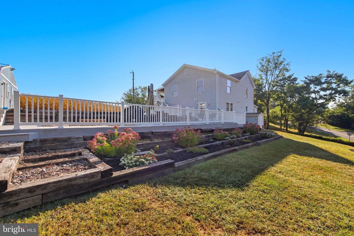758 HONEYSUCKLE AVE, WOODSTOCK, Virginia 22664, 4 Bedrooms Bedrooms, 10 Rooms Rooms,2 BathroomsBathrooms,Residential,For sale,758 HONEYSUCKLE AVE,VASH2012546 MLS # VASH2012546