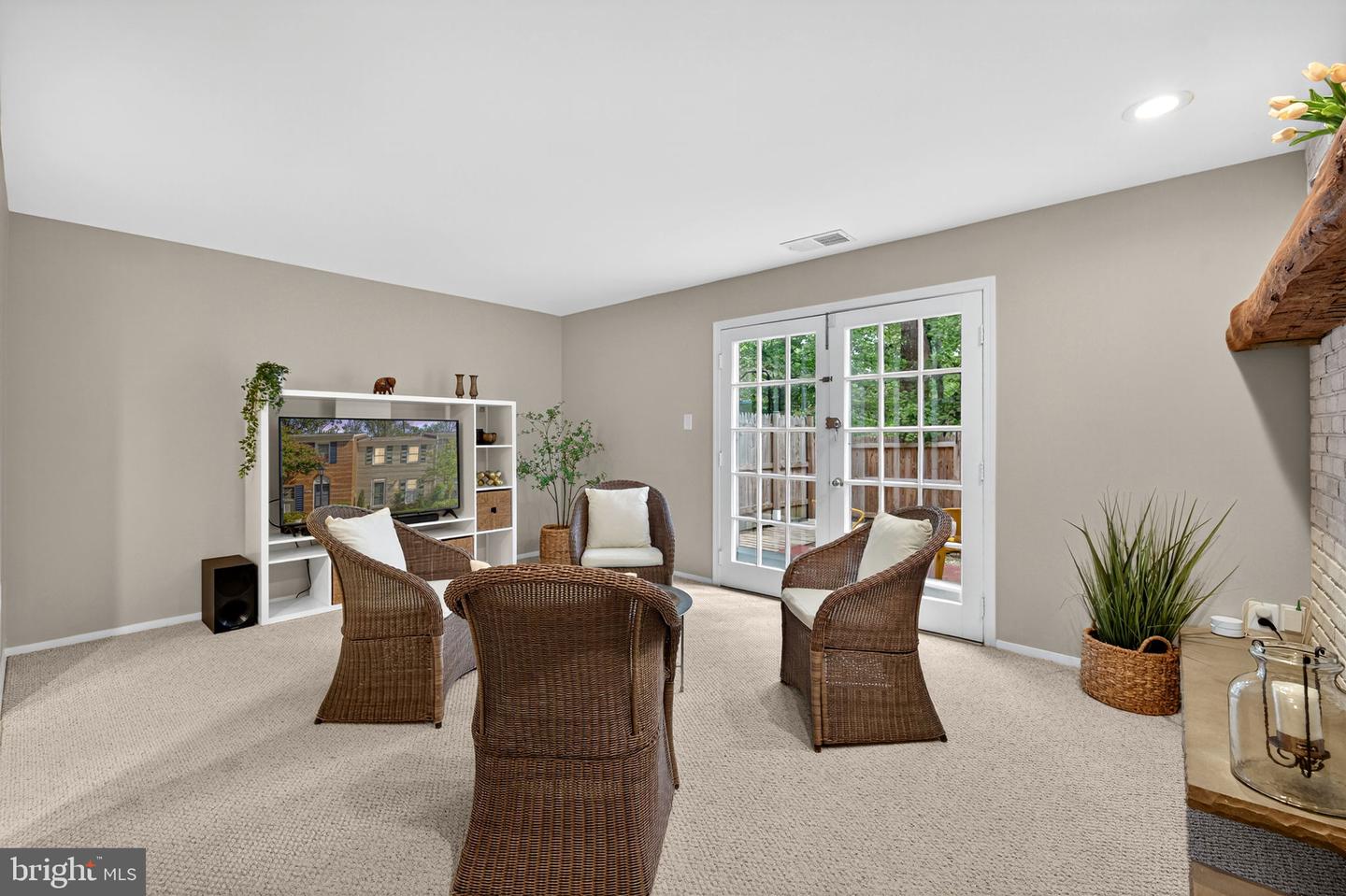 6517 ORONO CT, SPRINGFIELD, Virginia 22152, 3 Bedrooms Bedrooms, 7 Rooms Rooms,3 BathroomsBathrooms,Residential,For sale,6517 ORONO CT,VAFX2267572 MLS # VAFX2267572