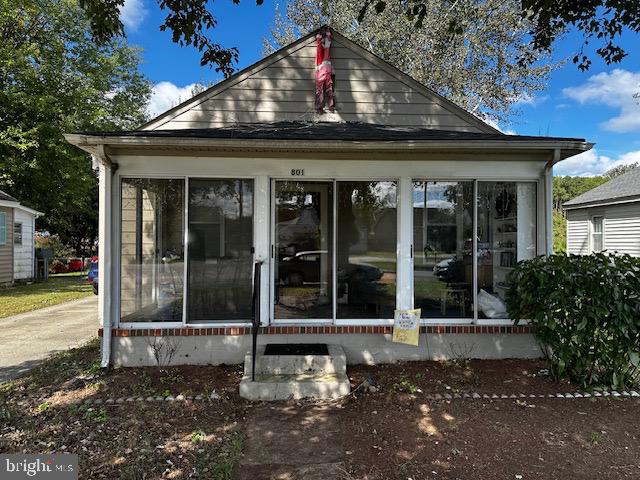 801 CRALLE AVE, TAPPAHANNOCK, Virginia 22560, 3 Bedrooms Bedrooms, ,2 BathroomsBathrooms,Residential,For sale,801 CRALLE AVE,VAES2002026 MLS # VAES2002026