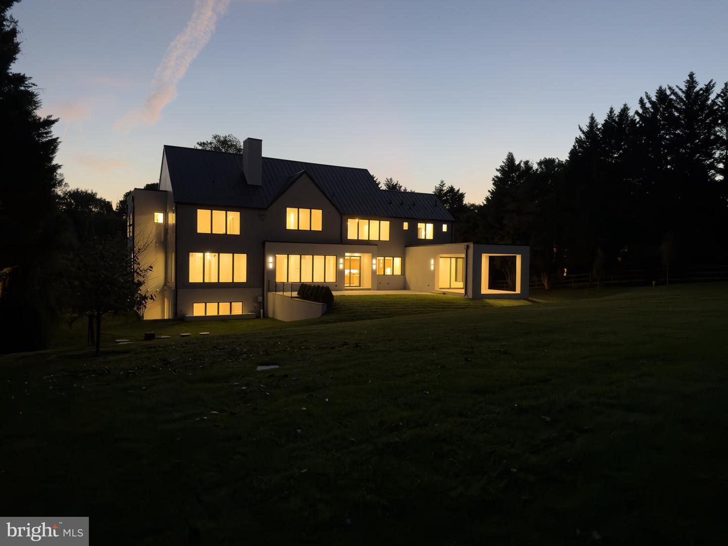 1039 HARRIMAN ST, GREAT FALLS, Virginia 22066, 5 Bedrooms Bedrooms, 26 Rooms Rooms,6 BathroomsBathrooms,Residential,For sale,1039 HARRIMAN ST,VAFX2268562 MLS # VAFX2268562