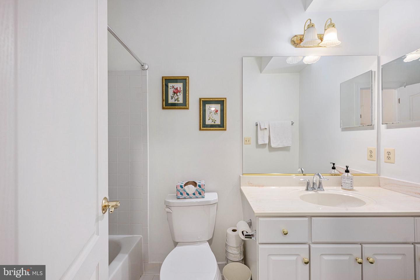1 LAKEWIND LN, STAFFORD, Virginia 22554, 3 Bedrooms Bedrooms, ,3 BathroomsBathrooms,Residential,For sale,1 LAKEWIND LN,VAST2042842 MLS # VAST2042842
