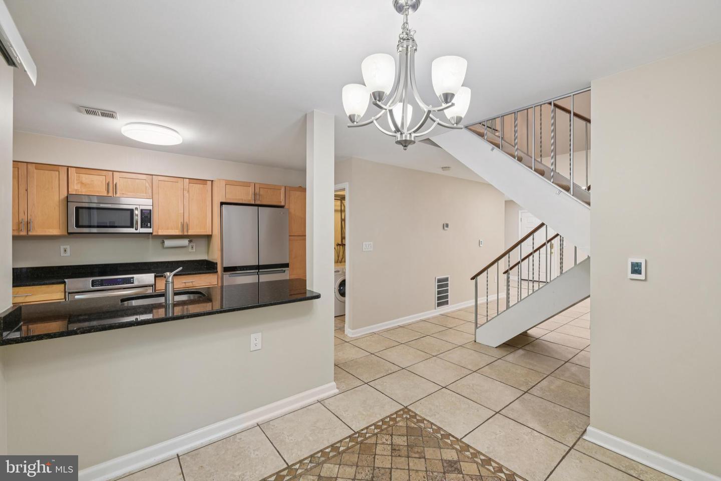 11332 HEADLANDS CT, RESTON, Virginia 20191, 3 Bedrooms Bedrooms, ,2 BathroomsBathrooms,Residential,For sale,11332 HEADLANDS CT,VAFX2269308 MLS # VAFX2269308