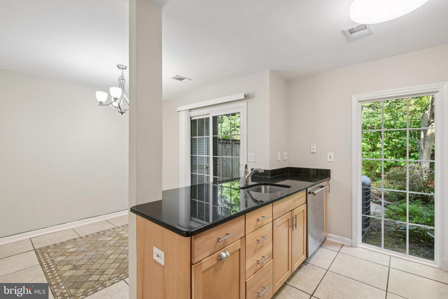 11332 HEADLANDS CT, RESTON, Virginia 20191, 3 Bedrooms Bedrooms, ,2 BathroomsBathrooms,Residential,For sale,11332 HEADLANDS CT,VAFX2269308 MLS # VAFX2269308