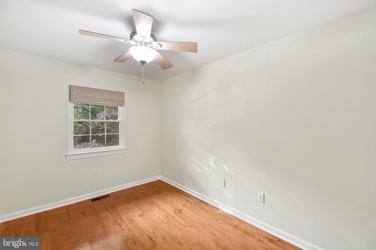 11332 HEADLANDS CT, RESTON, Virginia 20191, 3 Bedrooms Bedrooms, ,2 BathroomsBathrooms,Residential,For sale,11332 HEADLANDS CT,VAFX2269308 MLS # VAFX2269308