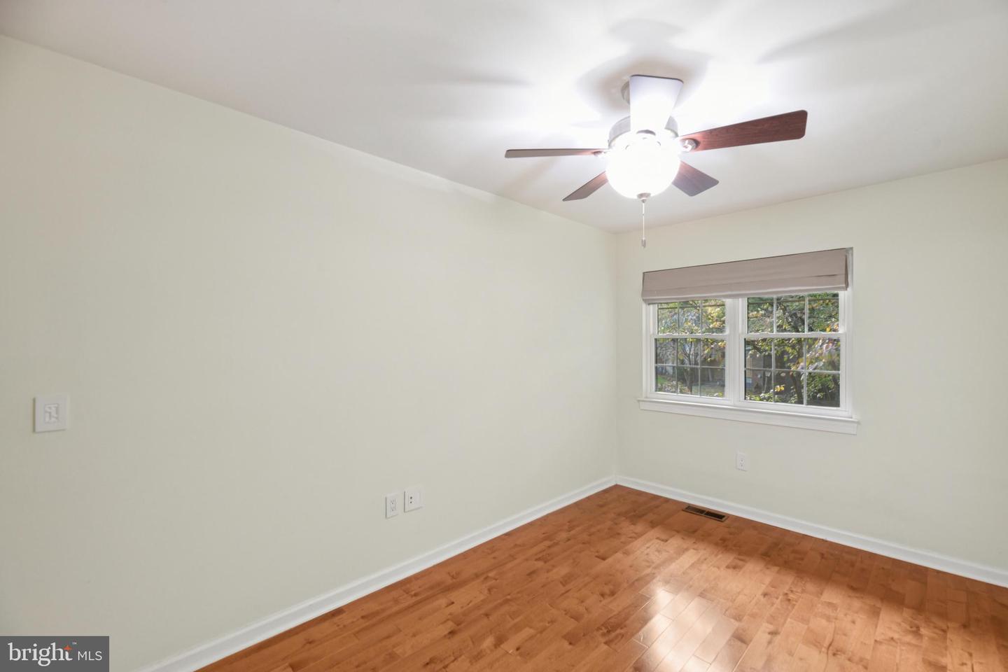 11332 HEADLANDS CT, RESTON, Virginia 20191, 3 Bedrooms Bedrooms, ,2 BathroomsBathrooms,Residential,For sale,11332 HEADLANDS CT,VAFX2269308 MLS # VAFX2269308
