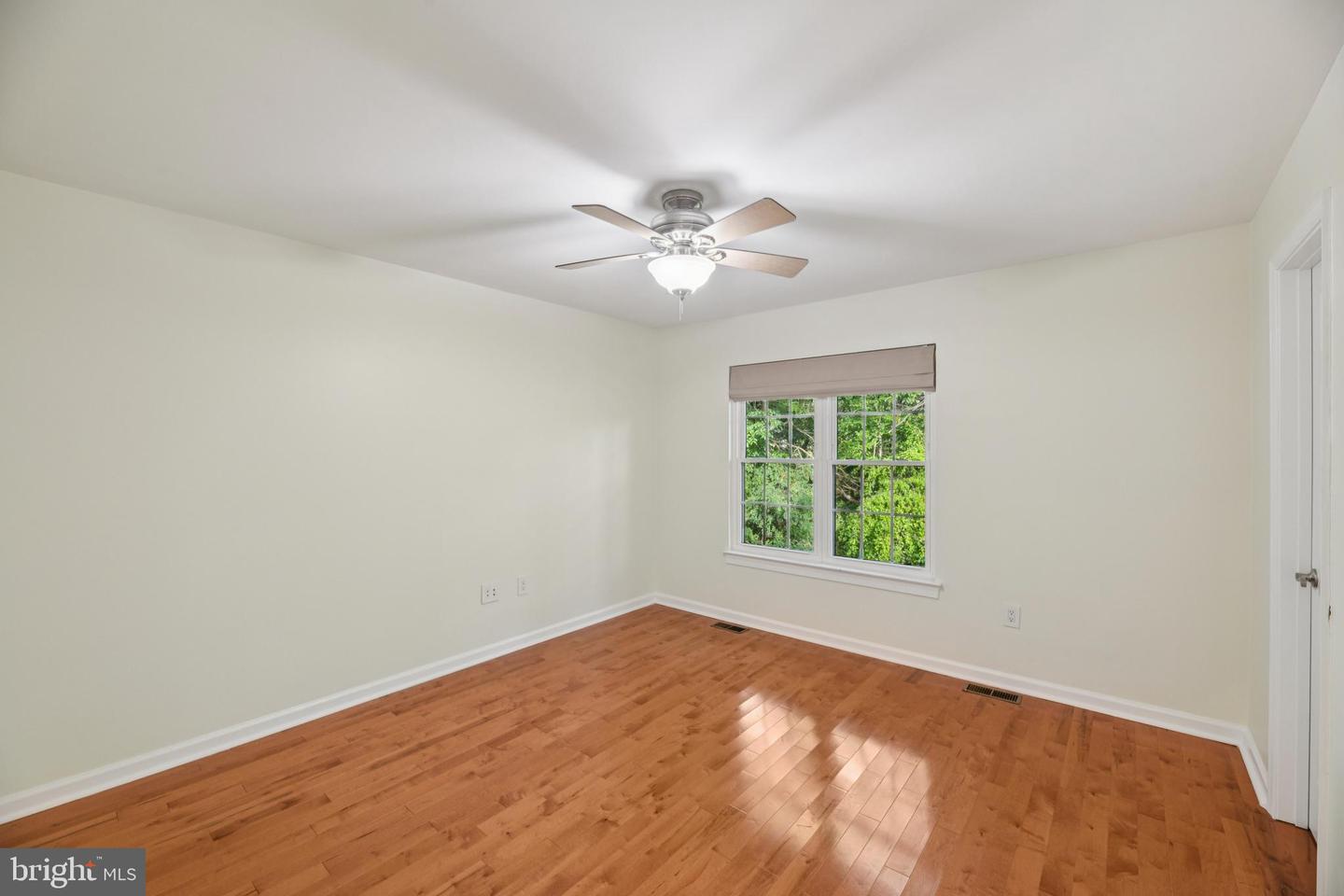 11332 HEADLANDS CT, RESTON, Virginia 20191, 3 Bedrooms Bedrooms, ,2 BathroomsBathrooms,Residential,For sale,11332 HEADLANDS CT,VAFX2269308 MLS # VAFX2269308