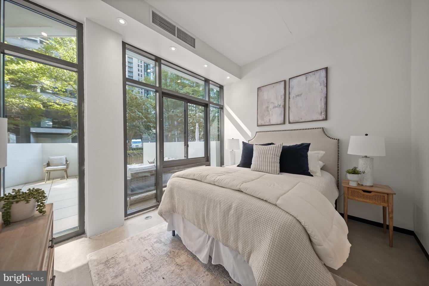 1530 KEY BLVD #125, ARLINGTON, Virginia 22209, 1 Bedroom Bedrooms, ,1 BathroomBathrooms,Residential,For sale,1530 KEY BLVD #125,VAAR2064180 MLS # VAAR2064180 1530 KEY BLVD #125, ARLINGTON, Virginia 22209, 1 Bedroom Bedrooms, ,1 BathroomBathrooms,Residential,For sale,1530 KEY BLVD #125,VAAR2064180 MLS # VAAR2064180