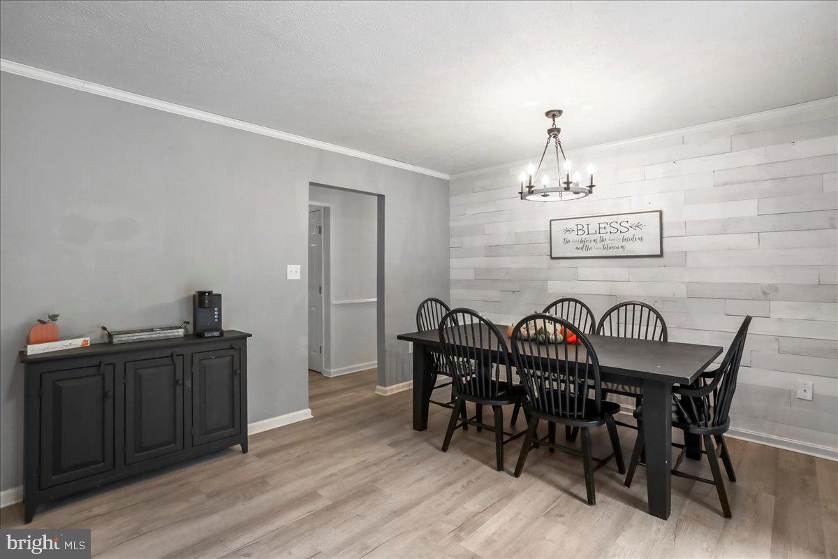 2726 CAVE RIDGE RD, MT JACKSON, Virginia 22842, 4 Bedrooms Bedrooms, ,3 BathroomsBathrooms,Residential,For sale,2726 CAVE RIDGE RD,VASH2012628 MLS # VASH2012628