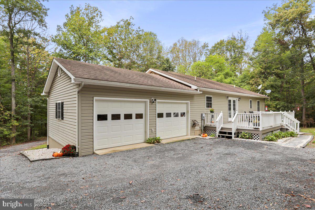 2726 CAVE RIDGE RD, MT JACKSON, Virginia 22842, 4 Bedrooms Bedrooms, ,3 BathroomsBathrooms,Residential,For sale,2726 CAVE RIDGE RD,VASH2012628 MLS # VASH2012628