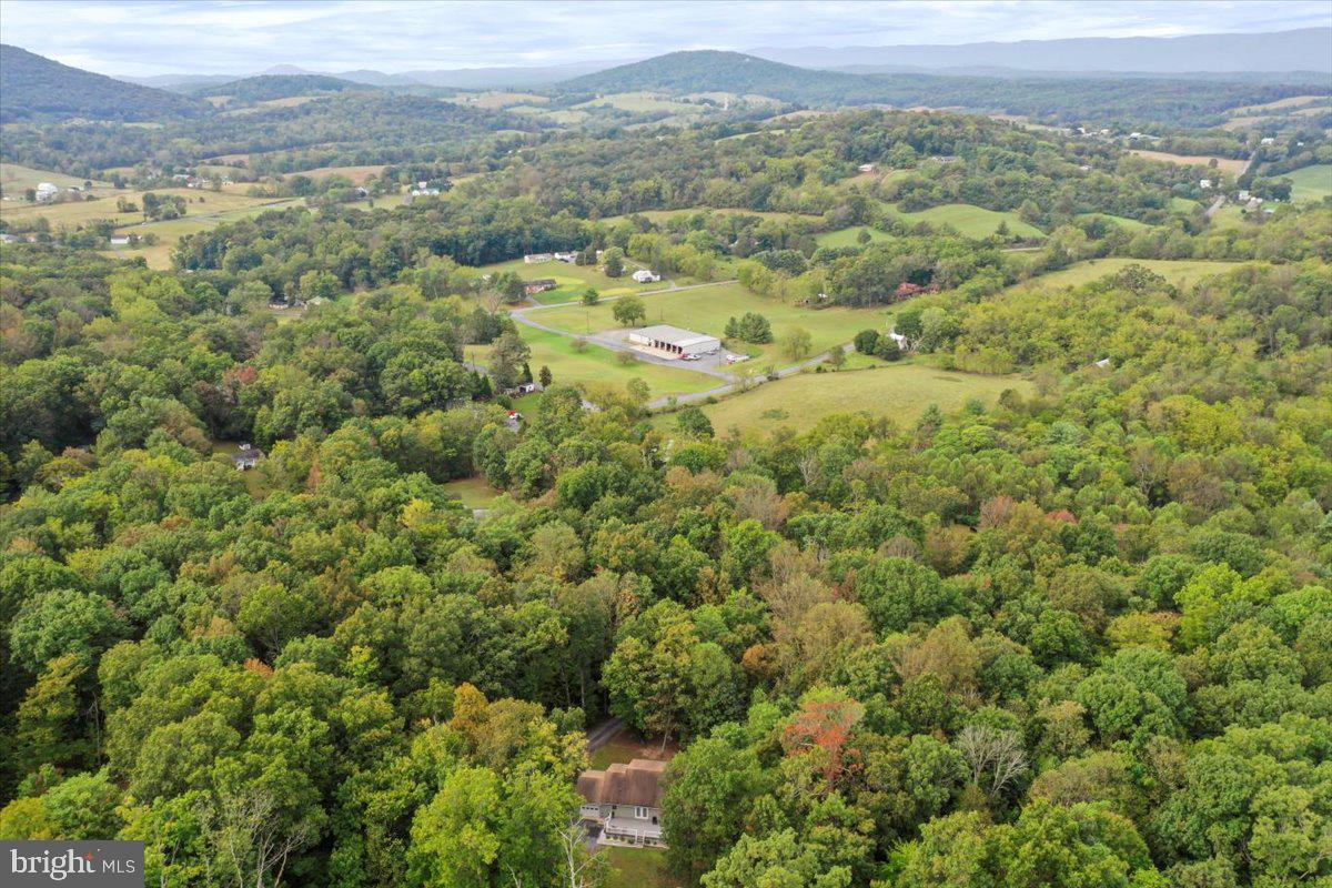 2726 CAVE RIDGE RD, MT JACKSON, Virginia 22842, 4 Bedrooms Bedrooms, ,3 BathroomsBathrooms,Residential,For sale,2726 CAVE RIDGE RD,VASH2012628 MLS # VASH2012628