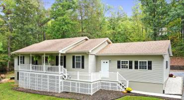 2726 CAVE RIDGE RD, MT JACKSON, Virginia 22842, 4 Bedrooms Bedrooms, ,3 BathroomsBathrooms,Residential,For sale,2726 CAVE RIDGE RD,VASH2012628 MLS # VASH2012628