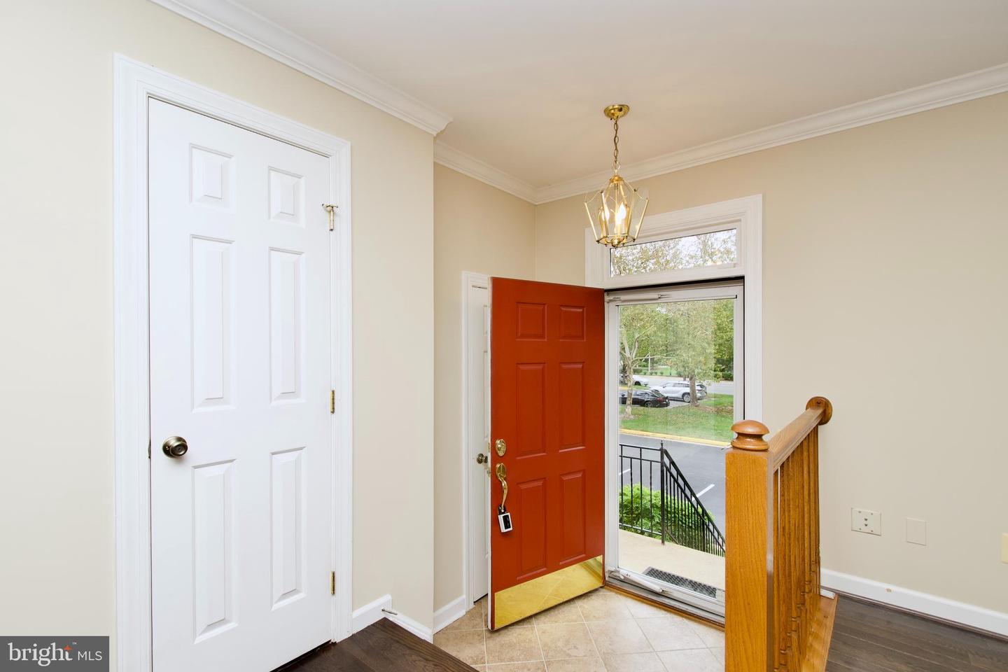 6211 GLENSHIRE ROW, ALEXANDRIA, Virginia 22315, 3 Bedrooms Bedrooms, ,3 BathroomsBathrooms,Residential,For sale,6211 GLENSHIRE ROW,VAFX2269416 MLS # VAFX2269416