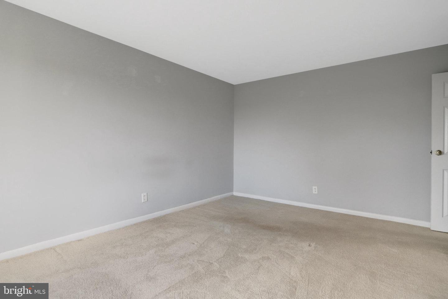 6001 ARLINGTON BLVD #821, FALLS CHURCH, Virginia 22044, 2 Bedrooms Bedrooms, ,1 BathroomBathrooms,Residential,For sale,6001 ARLINGTON BLVD #821,VAFX2269586 MLS # VAFX2269586