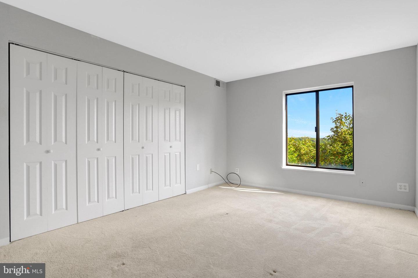 6001 ARLINGTON BLVD #821, FALLS CHURCH, Virginia 22044, 2 Bedrooms Bedrooms, ,1 BathroomBathrooms,Residential,For sale,6001 ARLINGTON BLVD #821,VAFX2269586 MLS # VAFX2269586