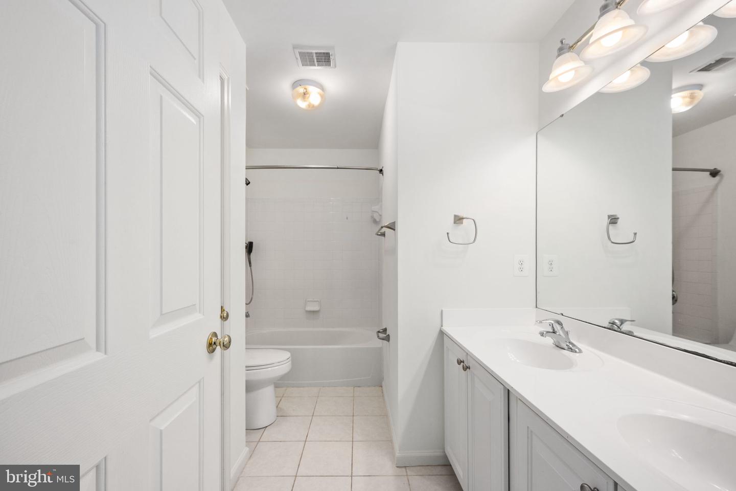 335 PRESTON DR, WARRENTON, Virginia 20186, 4 Bedrooms Bedrooms, ,3 BathroomsBathrooms,Residential,For sale,335 PRESTON DR,VAFQ2018510 MLS # VAFQ2018510