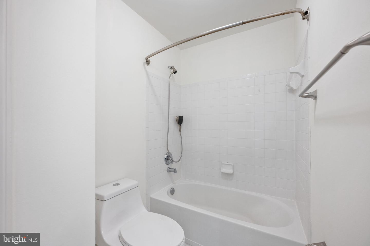 335 PRESTON DR, WARRENTON, Virginia 20186, 4 Bedrooms Bedrooms, ,3 BathroomsBathrooms,Residential,For sale,335 PRESTON DR,VAFQ2018510 MLS # VAFQ2018510