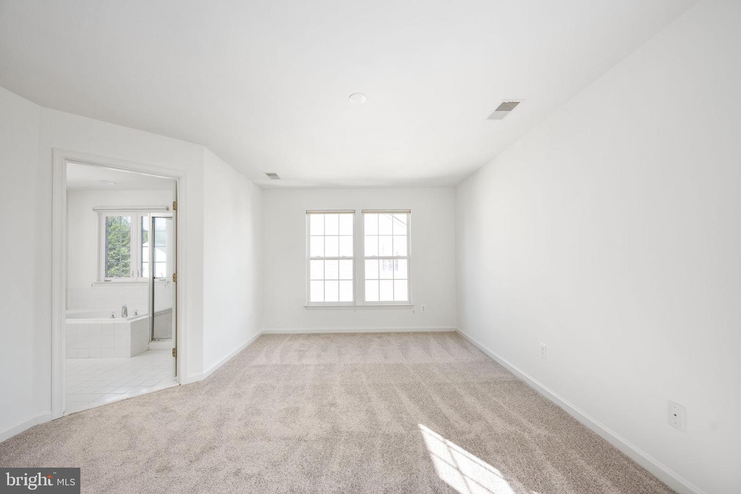 335 PRESTON DR, WARRENTON, Virginia 20186, 4 Bedrooms Bedrooms, ,3 BathroomsBathrooms,Residential,For sale,335 PRESTON DR,VAFQ2018510 MLS # VAFQ2018510