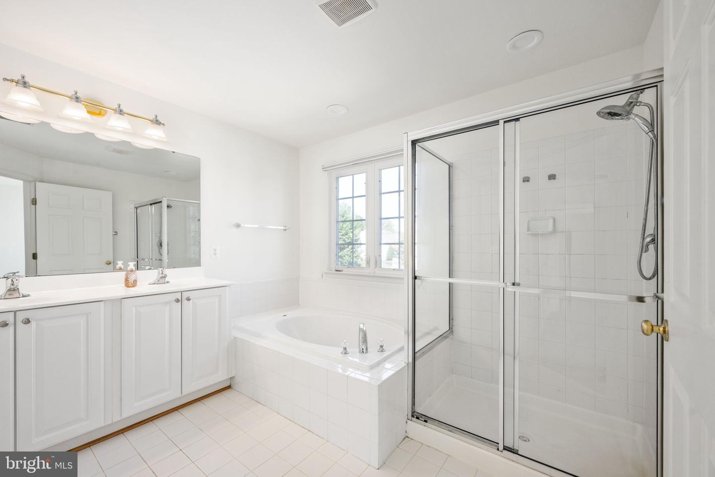 335 PRESTON DR, WARRENTON, Virginia 20186, 4 Bedrooms Bedrooms, ,3 BathroomsBathrooms,Residential,For sale,335 PRESTON DR,VAFQ2018510 MLS # VAFQ2018510