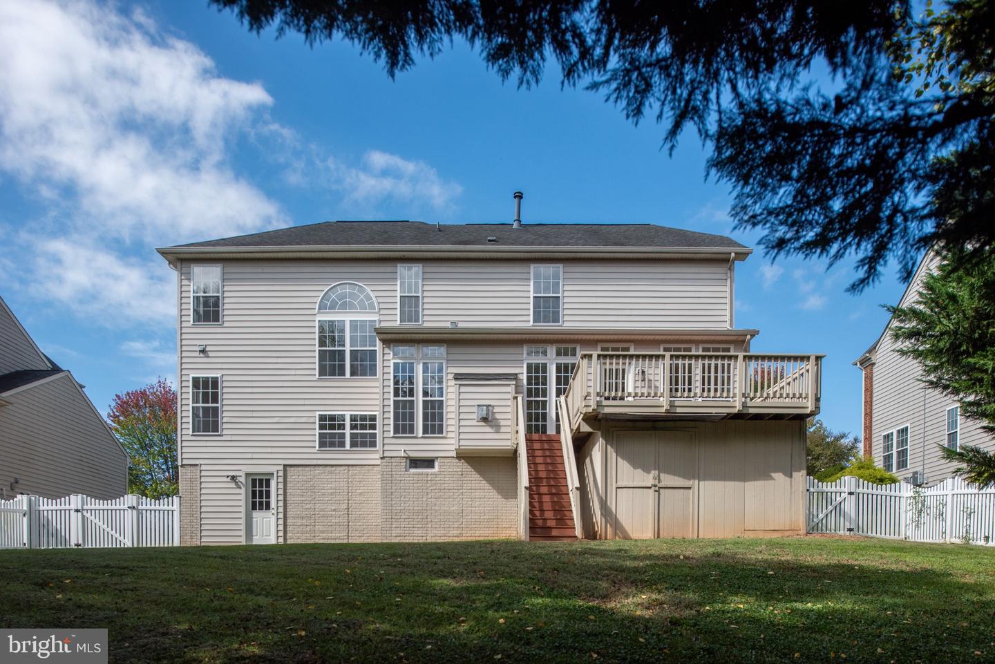 335 PRESTON DR, WARRENTON, Virginia 20186, 4 Bedrooms Bedrooms, ,3 BathroomsBathrooms,Residential,For sale,335 PRESTON DR,VAFQ2018510 MLS # VAFQ2018510
