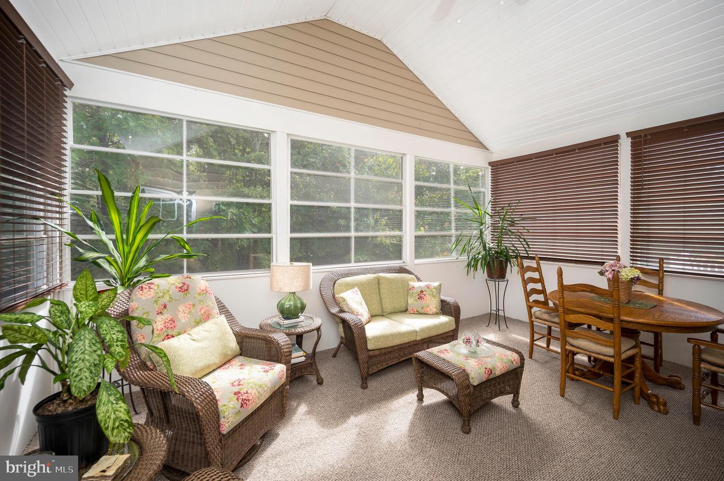 125 DENISON ST, FREDERICKSBURG, Virginia 22406, 3 Bedrooms Bedrooms, ,3 BathroomsBathrooms,Residential,For sale,125 DENISON ST,VAST2043074 MLS # VAST2043074