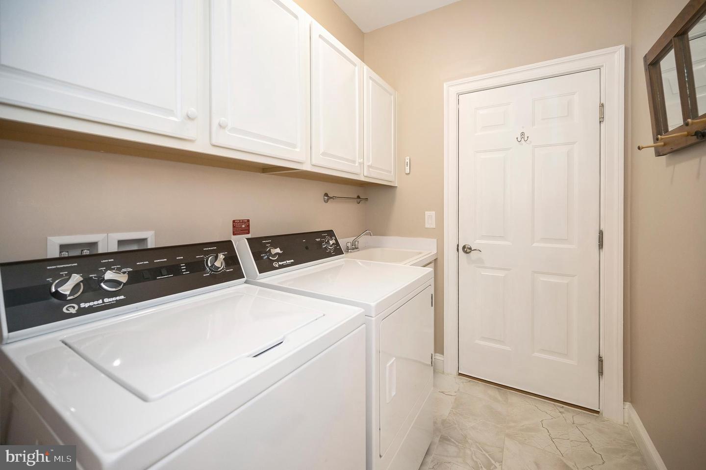 125 DENISON ST, FREDERICKSBURG, Virginia 22406, 3 Bedrooms Bedrooms, ,3 BathroomsBathrooms,Residential,For sale,125 DENISON ST,VAST2043074 MLS # VAST2043074