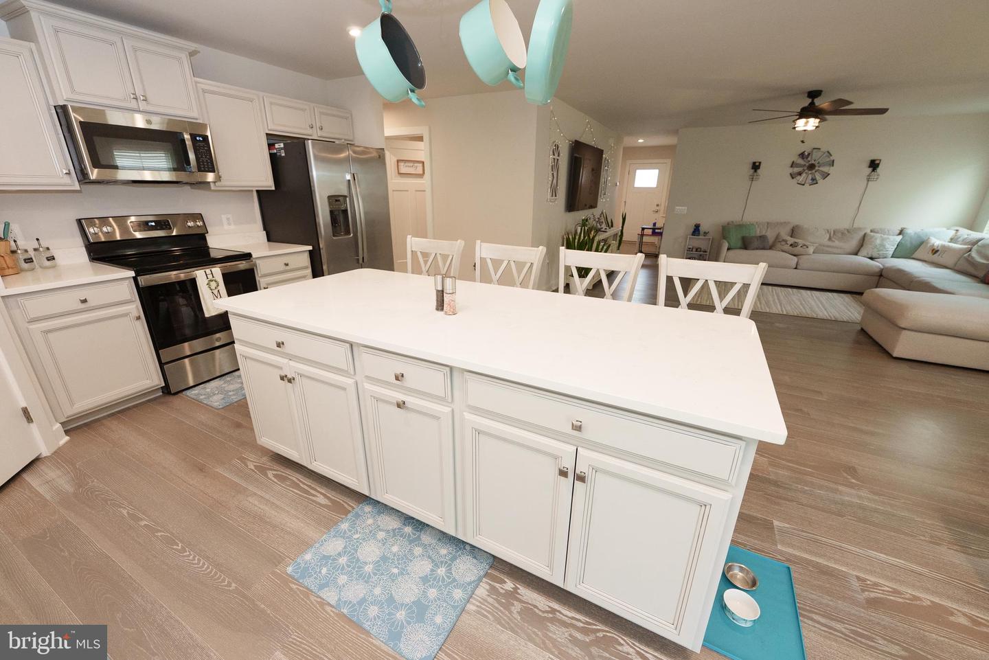 7235 PARCHMENT CIR, RUTHER GLEN, Virginia 22546, 3 Bedrooms Bedrooms, ,2 BathroomsBathrooms,Residential,For sale,7235 PARCHMENT CIR,VACV2008912 MLS # VACV2008912