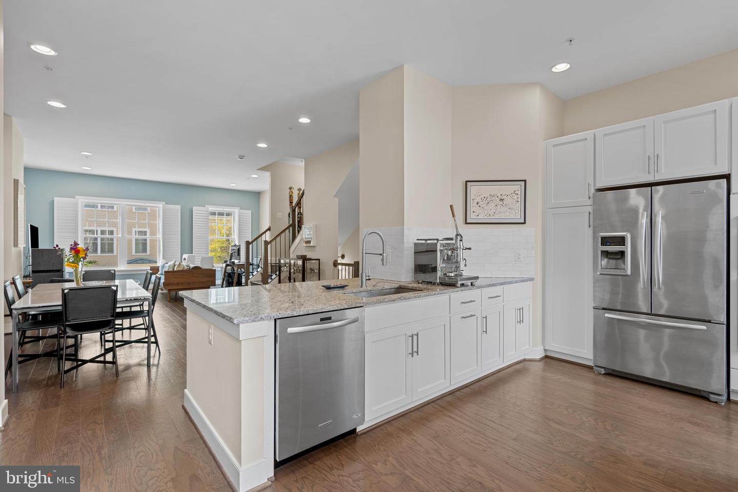 608 E ALEXANDRIA AVE, ALEXANDRIA, Virginia 22301, 3 Bedrooms Bedrooms, ,3 BathroomsBathrooms,Residential,For sale,608 E ALEXANDRIA AVE,VAAX2050300 MLS # VAAX2050300