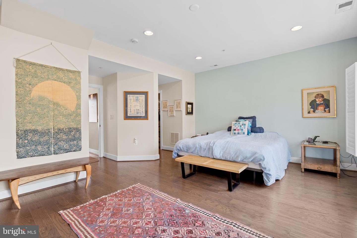 608 E ALEXANDRIA AVE, ALEXANDRIA, Virginia 22301, 3 Bedrooms Bedrooms, ,3 BathroomsBathrooms,Residential,For sale,608 E ALEXANDRIA AVE,VAAX2050300 MLS # VAAX2050300
