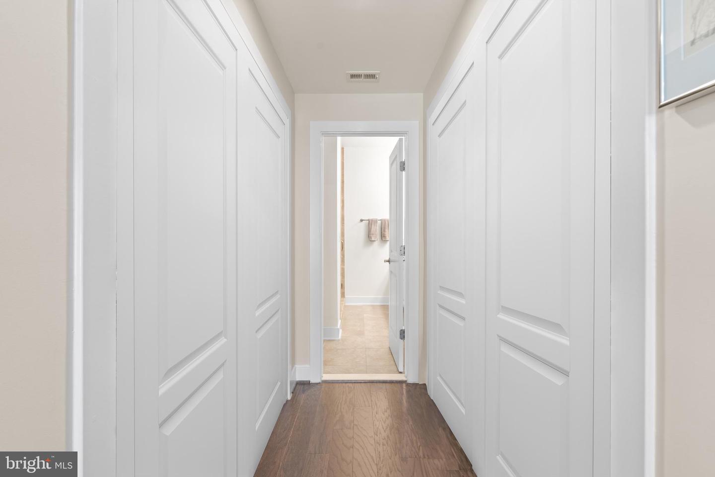 608 E ALEXANDRIA AVE, ALEXANDRIA, Virginia 22301, 3 Bedrooms Bedrooms, ,3 BathroomsBathrooms,Residential,For sale,608 E ALEXANDRIA AVE,VAAX2050300 MLS # VAAX2050300