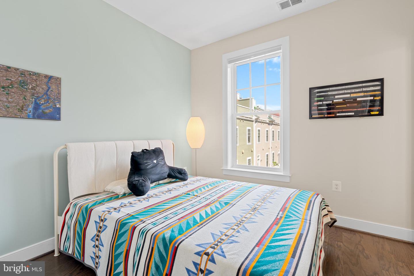 608 E ALEXANDRIA AVE, ALEXANDRIA, Virginia 22301, 3 Bedrooms Bedrooms, ,3 BathroomsBathrooms,Residential,For sale,608 E ALEXANDRIA AVE,VAAX2050300 MLS # VAAX2050300