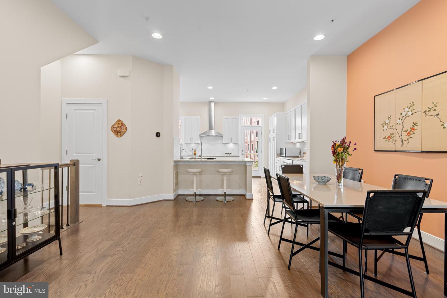 608 E ALEXANDRIA AVE, ALEXANDRIA, Virginia 22301, 3 Bedrooms Bedrooms, ,3 BathroomsBathrooms,Residential,For sale,608 E ALEXANDRIA AVE,VAAX2050300 MLS # VAAX2050300