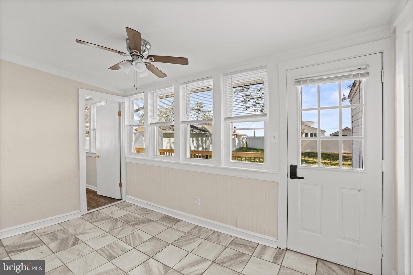 1212 LOSSING AVE, COLONIAL BEACH, Virginia 22443, 3 Bedrooms Bedrooms, 9 Rooms Rooms,2 BathroomsBathrooms,Residential,For sale,1212 LOSSING AVE,VAWE2009834 MLS # VAWE2009834