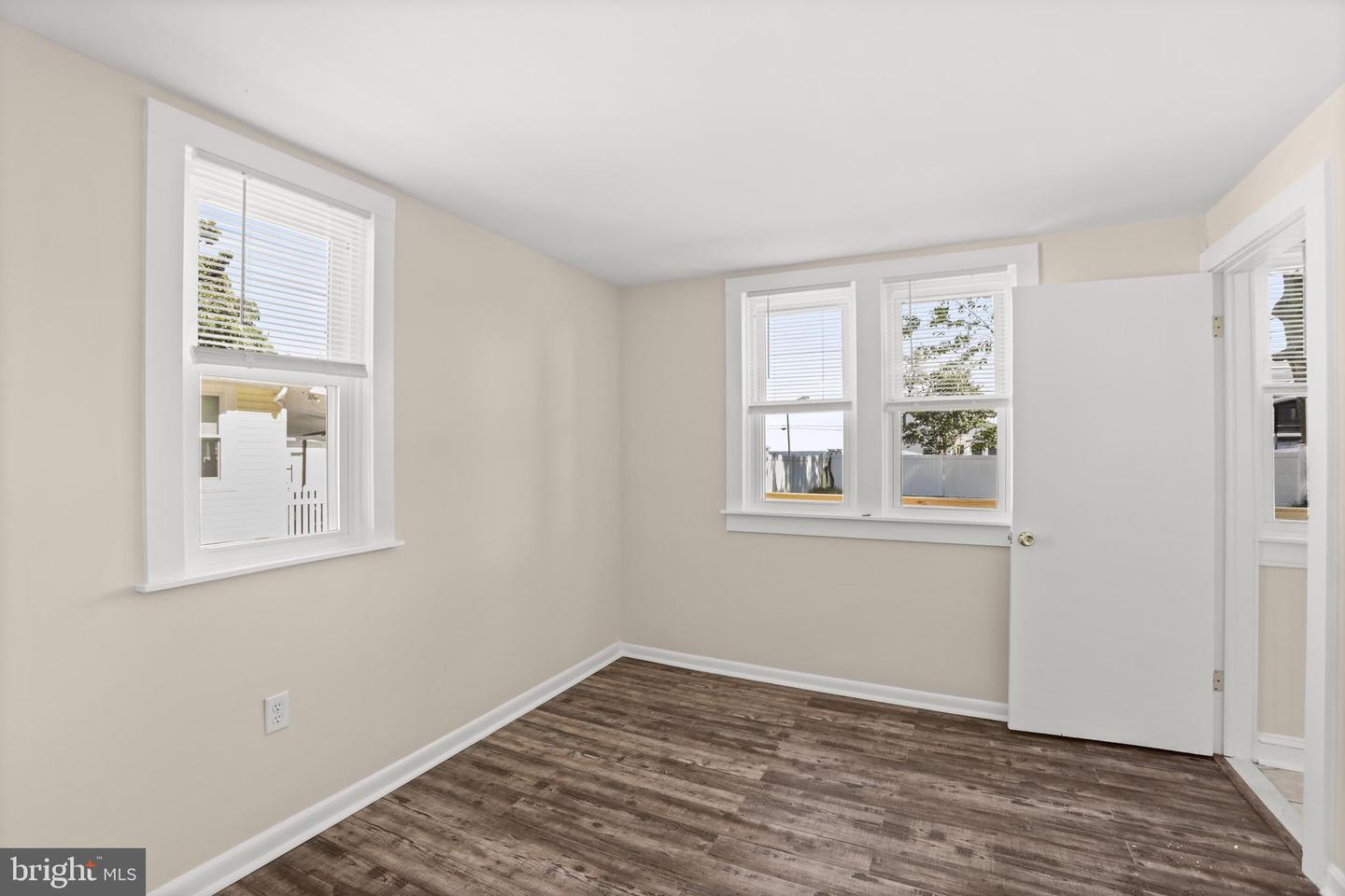 1212 LOSSING AVE, COLONIAL BEACH, Virginia 22443, 3 Bedrooms Bedrooms, 9 Rooms Rooms,2 BathroomsBathrooms,Residential,For sale,1212 LOSSING AVE,VAWE2009834 MLS # VAWE2009834