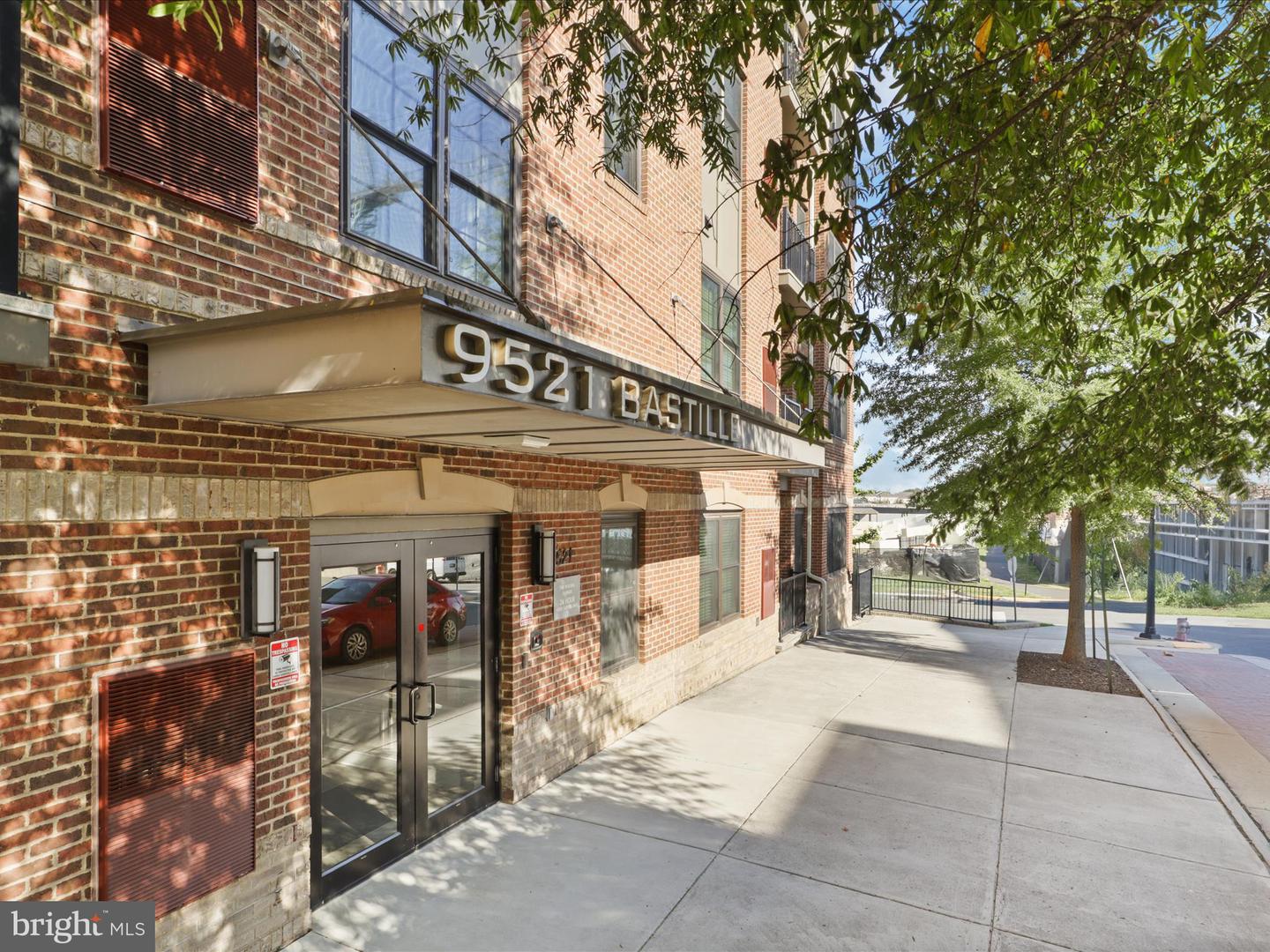 9521 BASTILLE ST #207, FAIRFAX, Virginia 22031, 2 Bedrooms Bedrooms, ,2 BathroomsBathrooms,Residential,For sale,9521 BASTILLE ST #207,VAFX2269550 MLS # VAFX2269550