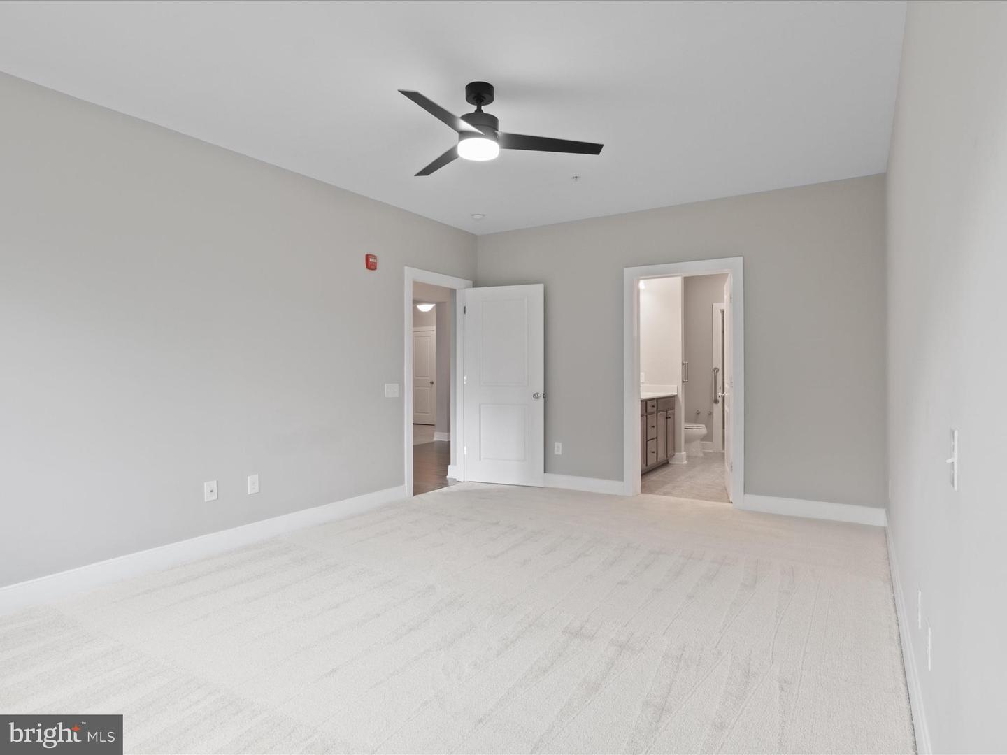 9521 BASTILLE ST #207, FAIRFAX, Virginia 22031, 2 Bedrooms Bedrooms, ,2 BathroomsBathrooms,Residential,For sale,9521 BASTILLE ST #207,VAFX2269550 MLS # VAFX2269550