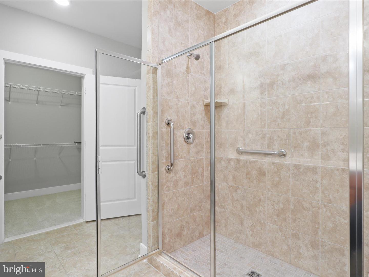 9521 BASTILLE ST #207, FAIRFAX, Virginia 22031, 2 Bedrooms Bedrooms, ,2 BathroomsBathrooms,Residential,For sale,9521 BASTILLE ST #207,VAFX2269550 MLS # VAFX2269550