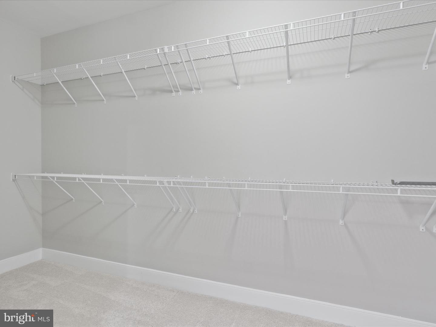 9521 BASTILLE ST #207, FAIRFAX, Virginia 22031, 2 Bedrooms Bedrooms, ,2 BathroomsBathrooms,Residential,For sale,9521 BASTILLE ST #207,VAFX2269550 MLS # VAFX2269550