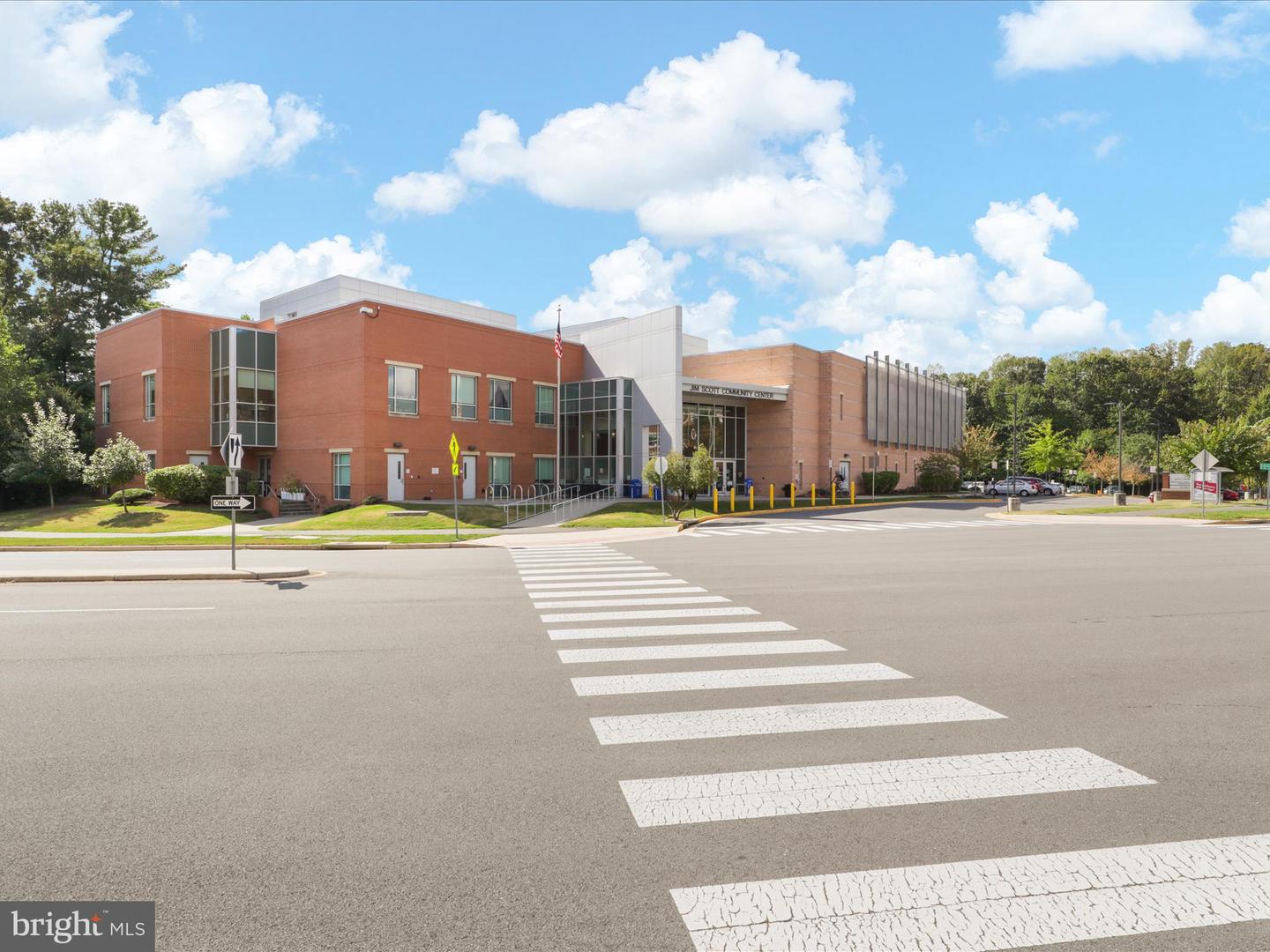 9521 BASTILLE ST #207, FAIRFAX, Virginia 22031, 2 Bedrooms Bedrooms, ,2 BathroomsBathrooms,Residential,For sale,9521 BASTILLE ST #207,VAFX2269550 MLS # VAFX2269550