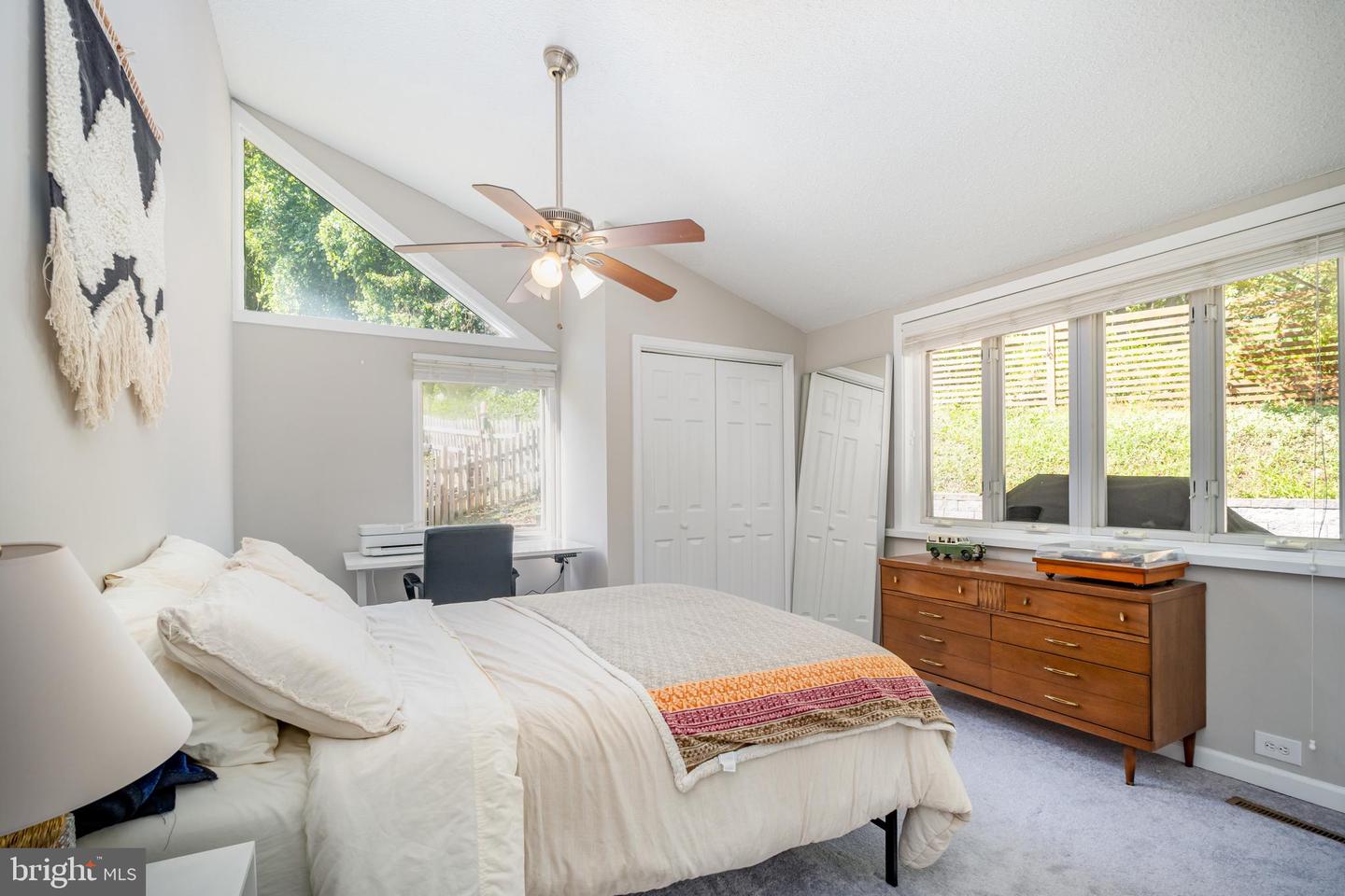 18322 SHARON RD, TRIANGLE, Virginia 22172, 3 Bedrooms Bedrooms, ,2 BathroomsBathrooms,Residential,For sale,18322 SHARON RD,VAPW2104964 MLS # VAPW2104964