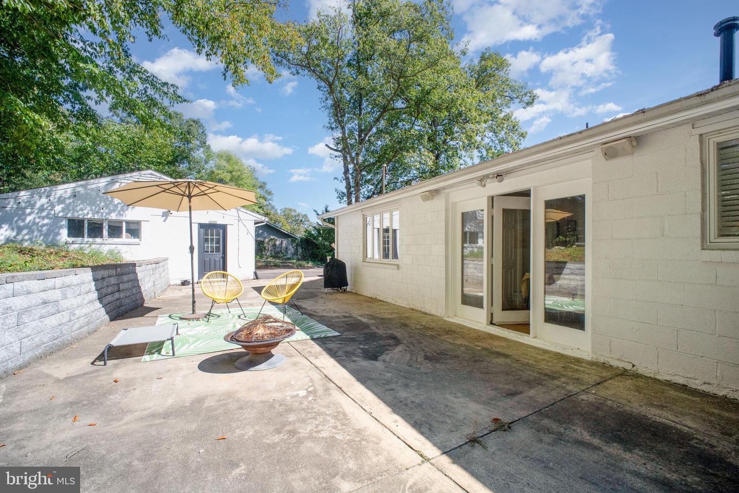 18322 SHARON RD, TRIANGLE, Virginia 22172, 3 Bedrooms Bedrooms, ,2 BathroomsBathrooms,Residential,For sale,18322 SHARON RD,VAPW2104964 MLS # VAPW2104964