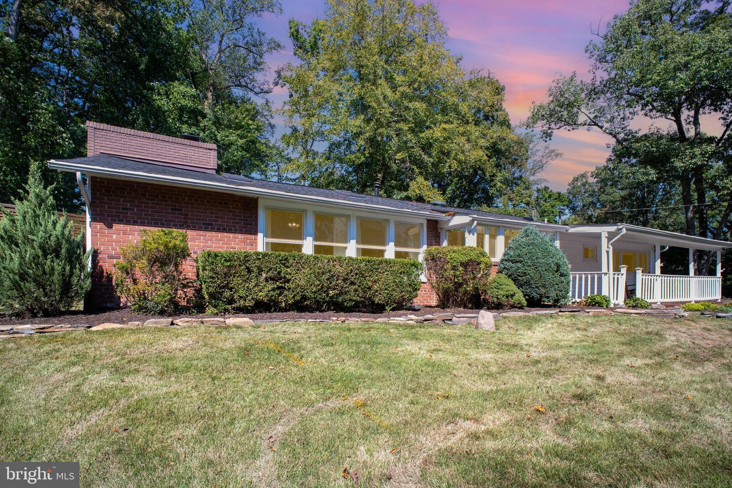 18322 SHARON RD, TRIANGLE, Virginia 22172, 3 Bedrooms Bedrooms, ,2 BathroomsBathrooms,Residential,For sale,18322 SHARON RD,VAPW2104964 MLS # VAPW2104964