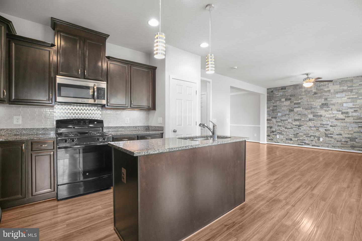 407 APRICOT ST, STAFFORD, Virginia 22554, 4 Bedrooms Bedrooms, ,2 BathroomsBathrooms,Residential,For sale,407 APRICOT ST,VAST2043146 MLS # VAST2043146