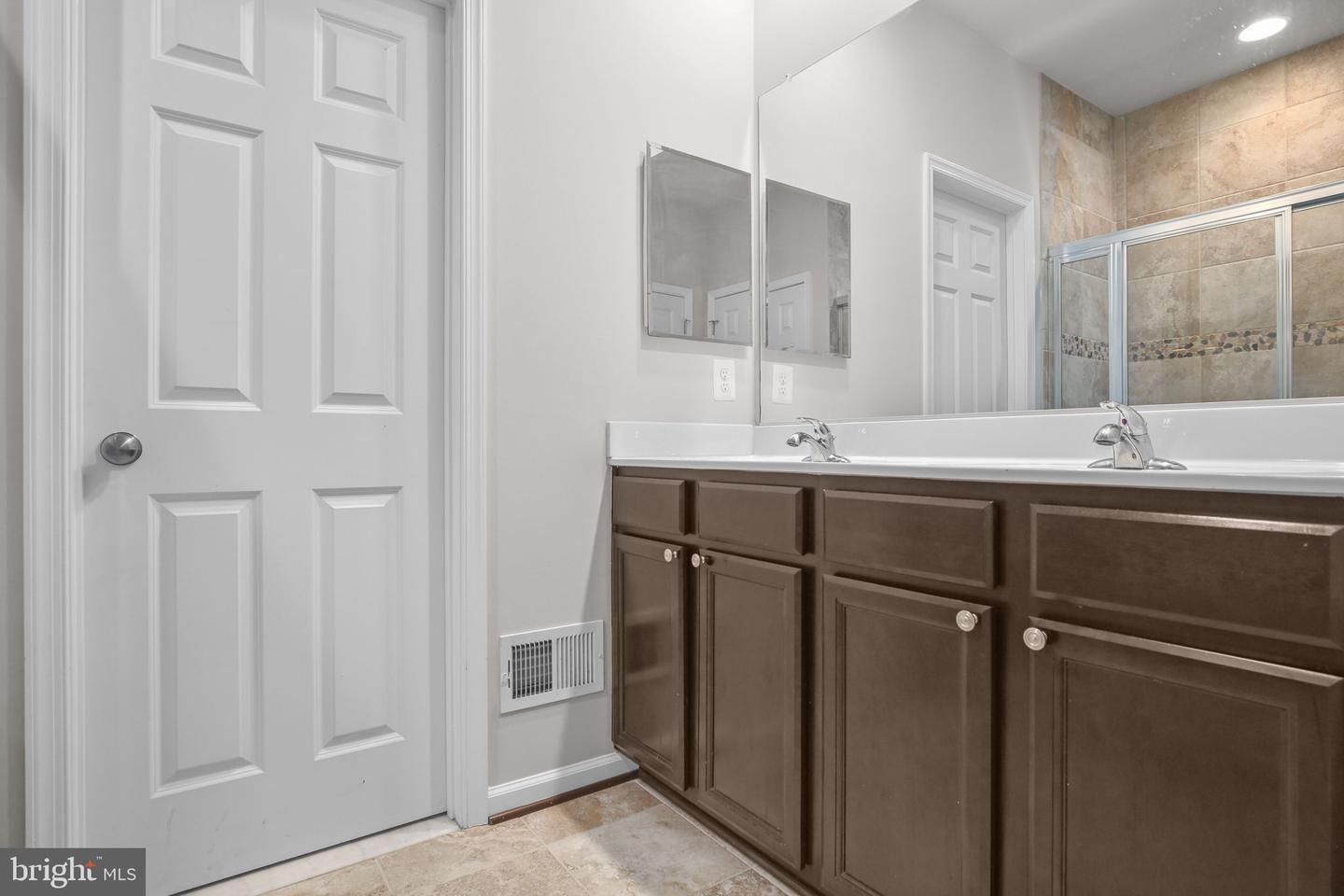 407 APRICOT ST, STAFFORD, Virginia 22554, 4 Bedrooms Bedrooms, ,2 BathroomsBathrooms,Residential,For sale,407 APRICOT ST,VAST2043146 MLS # VAST2043146