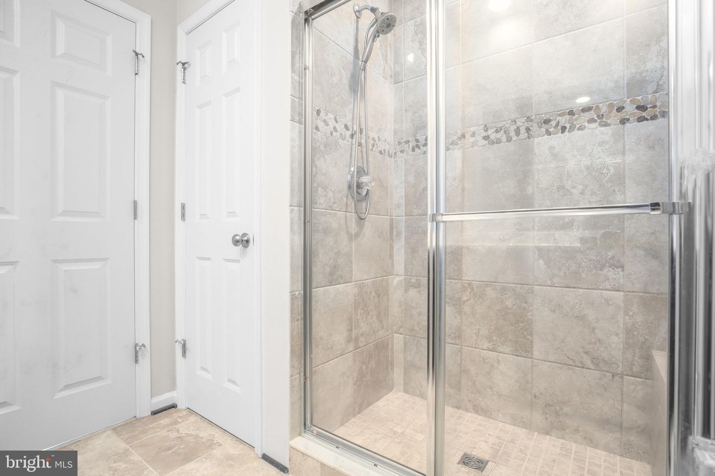 407 APRICOT ST, STAFFORD, Virginia 22554, 4 Bedrooms Bedrooms, ,2 BathroomsBathrooms,Residential,For sale,407 APRICOT ST,VAST2043146 MLS # VAST2043146